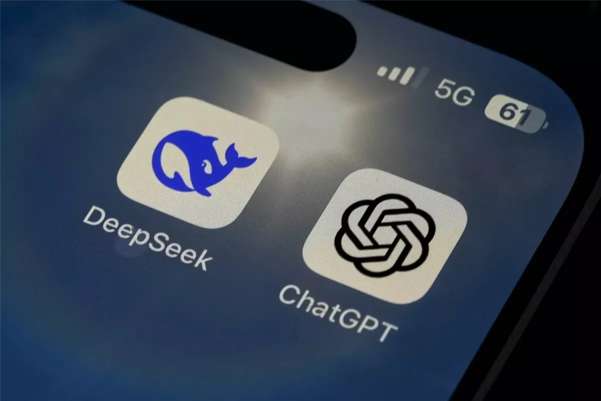 “DeepSeek-V3” تطبيق ديب سيك الصيني للذكاء الاصطناعي يهدد عرش ChatGPT